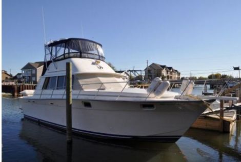 Used Yachts For Sale in Michigan by owner | 1989 40 foot Silverton Cabin Cruiser